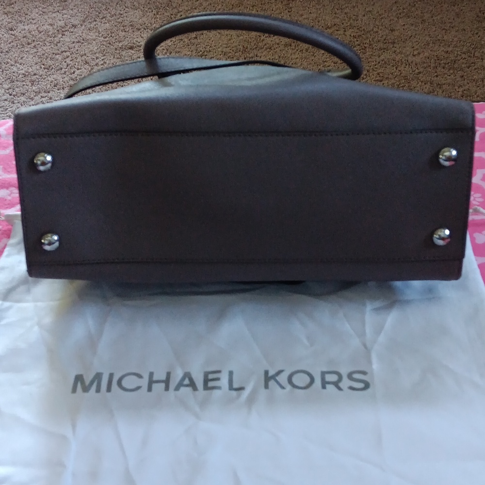Purse - Picture 3 of 4